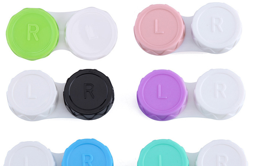 ​contact lens case